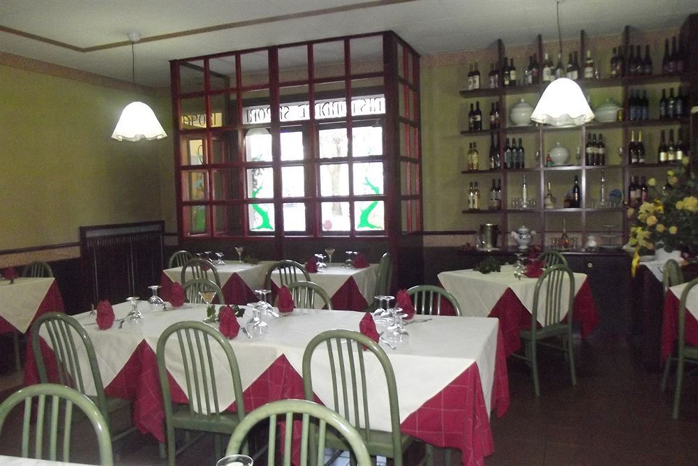 Albergo Ristorante Sapori Tole Exterior foto